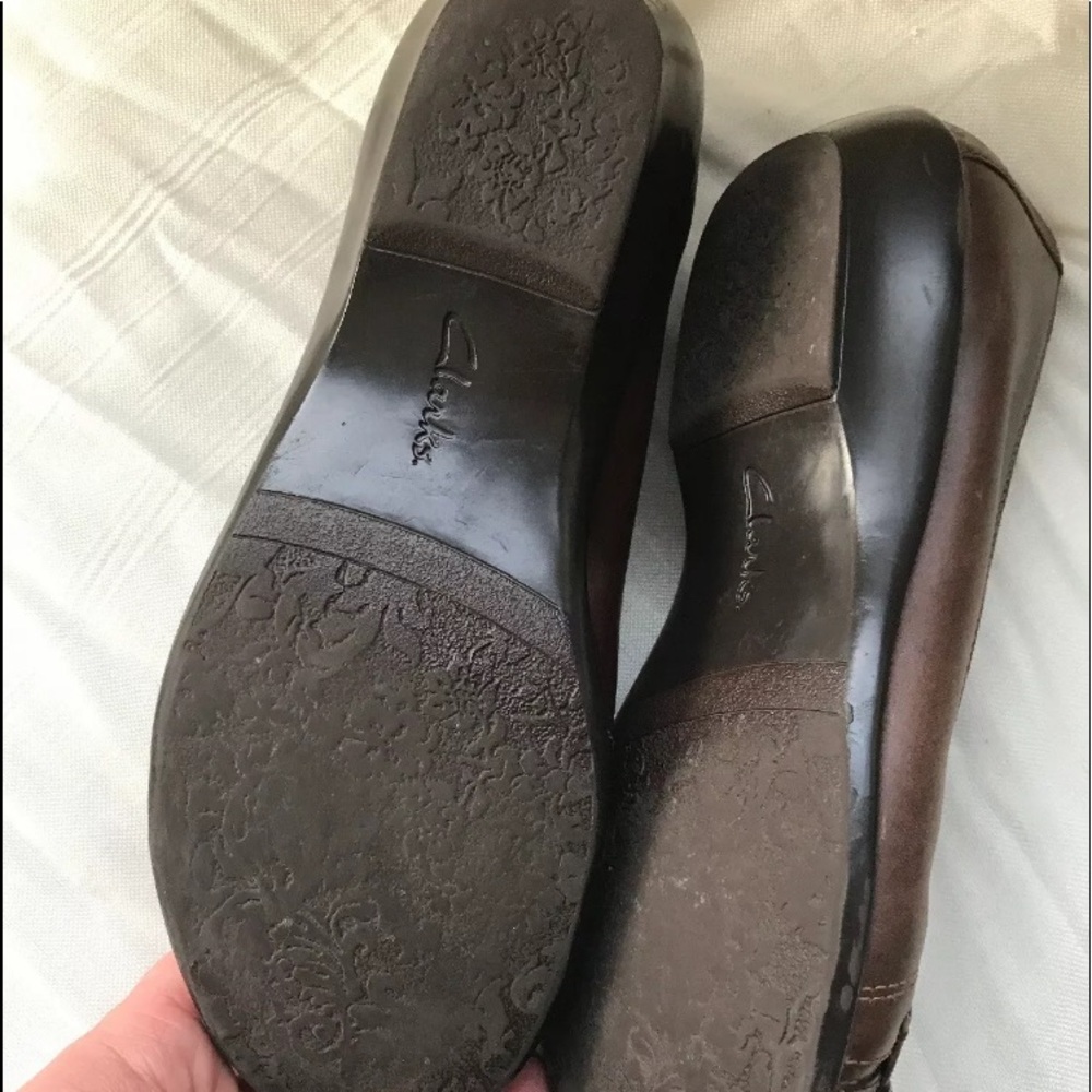 Clarks 3-Button Flats Womens Sz 8M Brown Leather - Picture 5 of 5